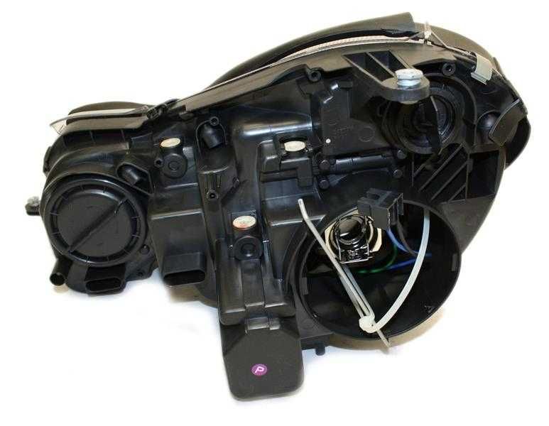 Far stanga/dreapta Mercedes E Class W211 facelift 2006-2009,faruri noi