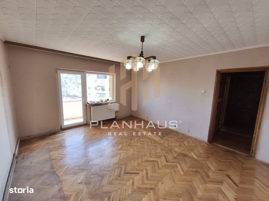 Apartament de vânzare 3 camere,  Petru Rareș,etaj intermediar