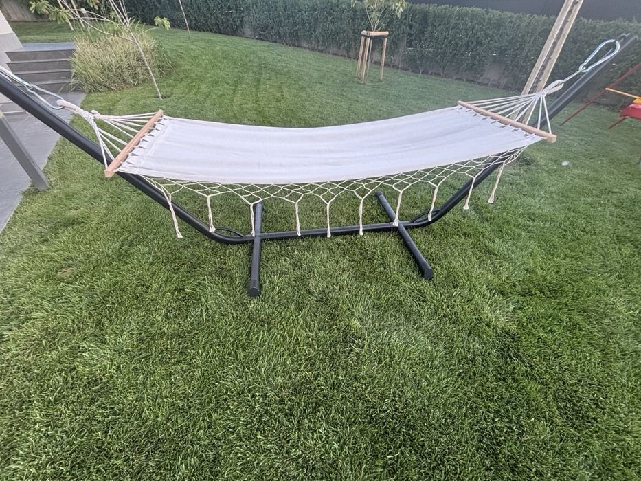 Хамак със стойка