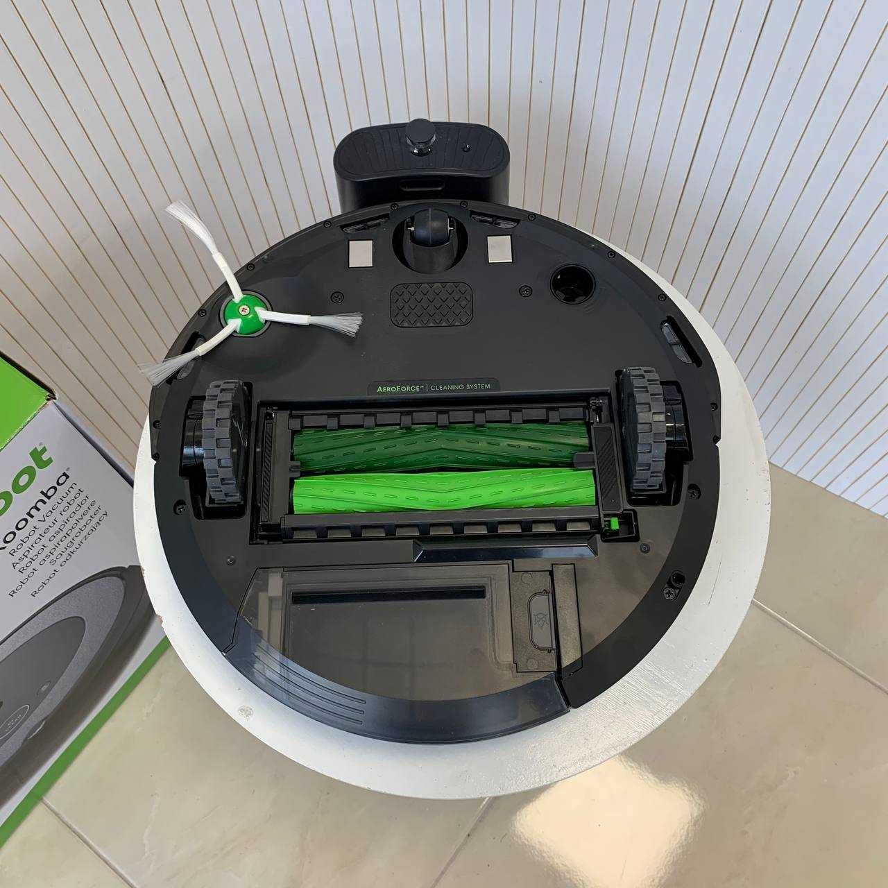 Прахосмукачка робот iRobot Roomba i3 AeroForce 2 силиконови четки WiFi