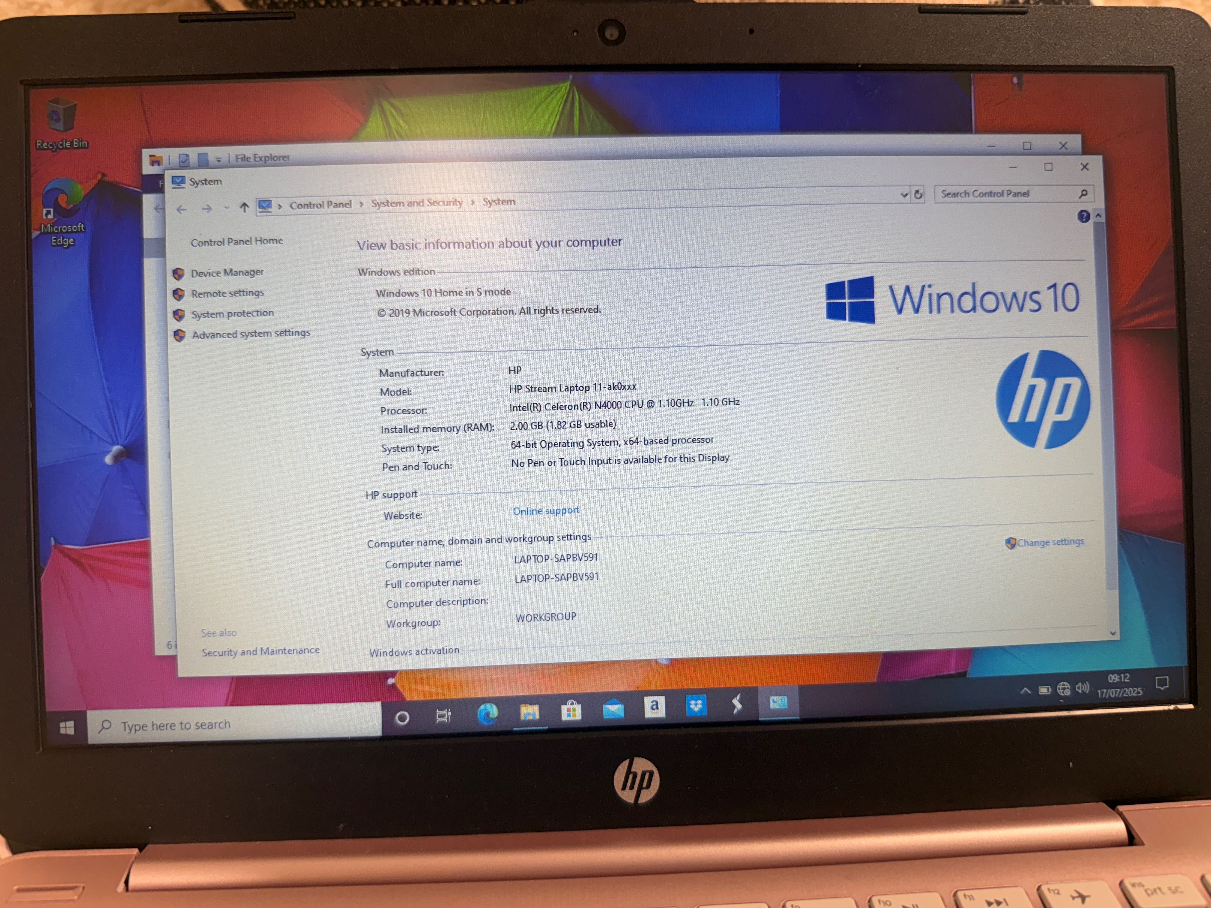 Лаптоп HP-розов компактен, купуван от Англия