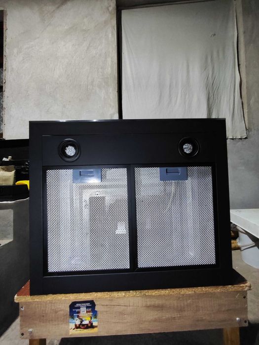 Ремонт кухонный вытяжки любой сложности профессионально исправим