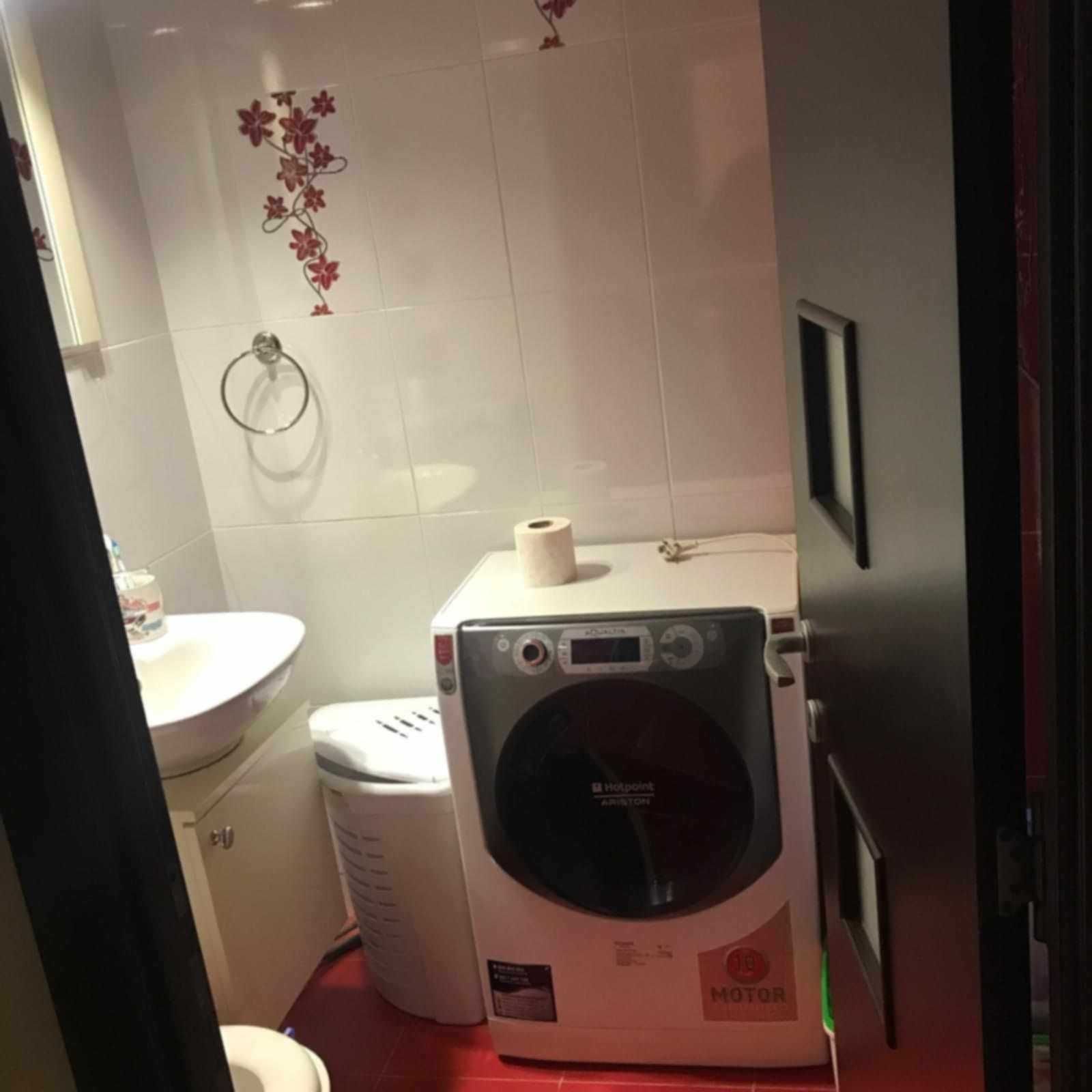 Apartament 3 camere, 80 mp, decomandat, loc parcare inclus