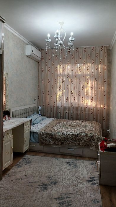 Чиланзар 3 Квартал. 2х комнатная.  Ремонт..Мебель + техника.