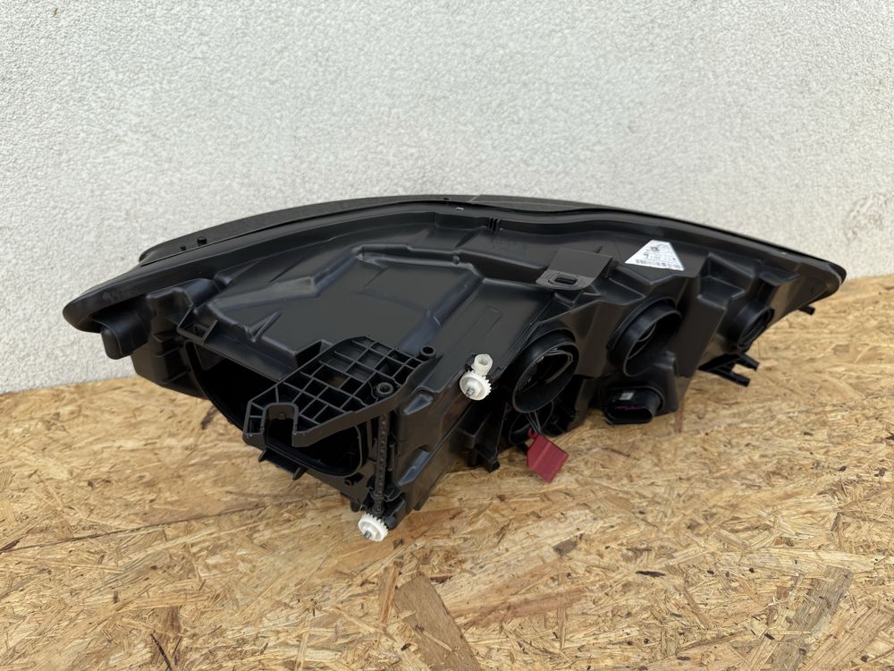 Far stanga Audi A6 C7 4G Xenon + drl led fara adaptiv Original Europa