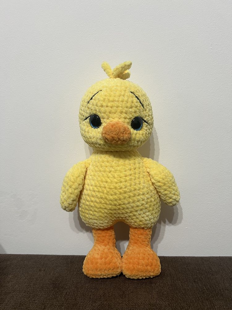Плетени играчки.