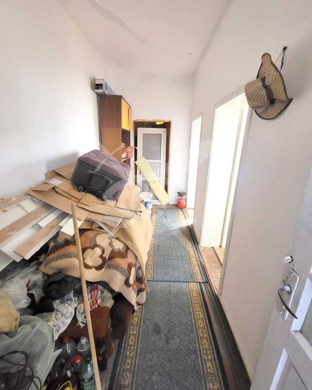 Продава се Къща в с. Тръстиково, Област Бургас - 50 кв.м за 900 €/кв.м - Снимка #2