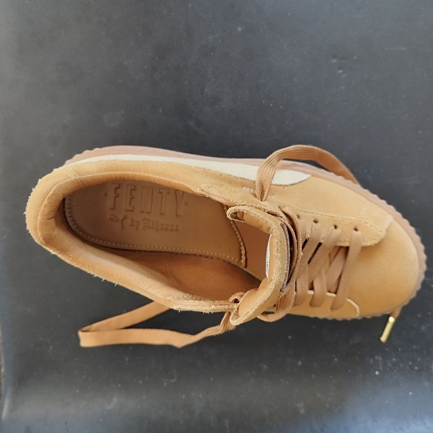 НАМАЛЕНИ 100 ЛВ Маратонки Сникърси PUMA оригинални 37,5-38