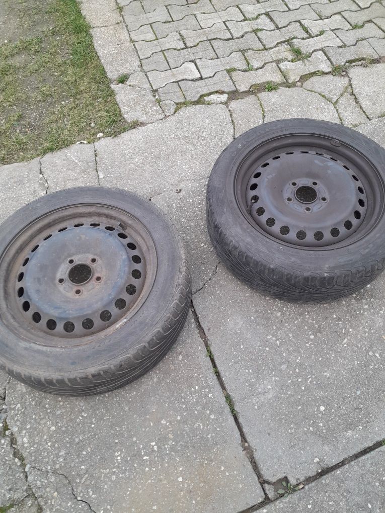 Vând 2 genți de pe ford monden. Pe 205/55 R16 91 h