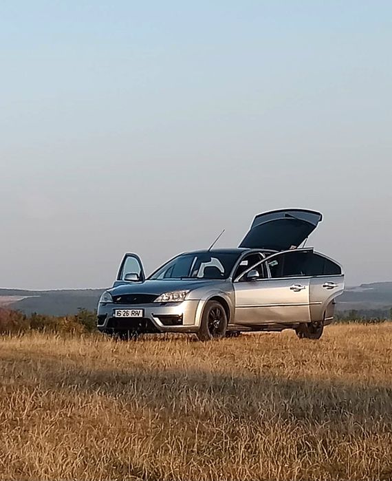 Se vinde  FORD Mondeo