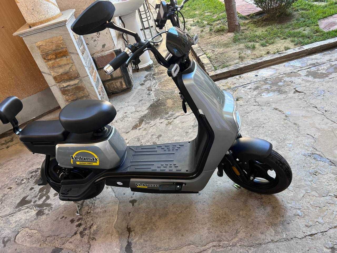 Sukuter Elktironi