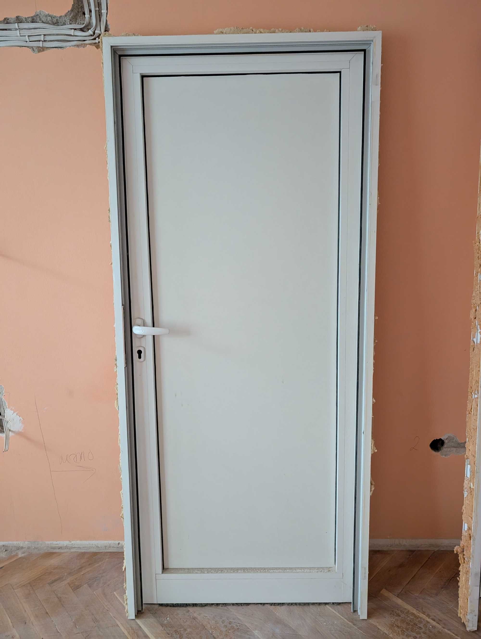 Алуминиеви интериорни врати (5бр.) различни размери (цена на брой)