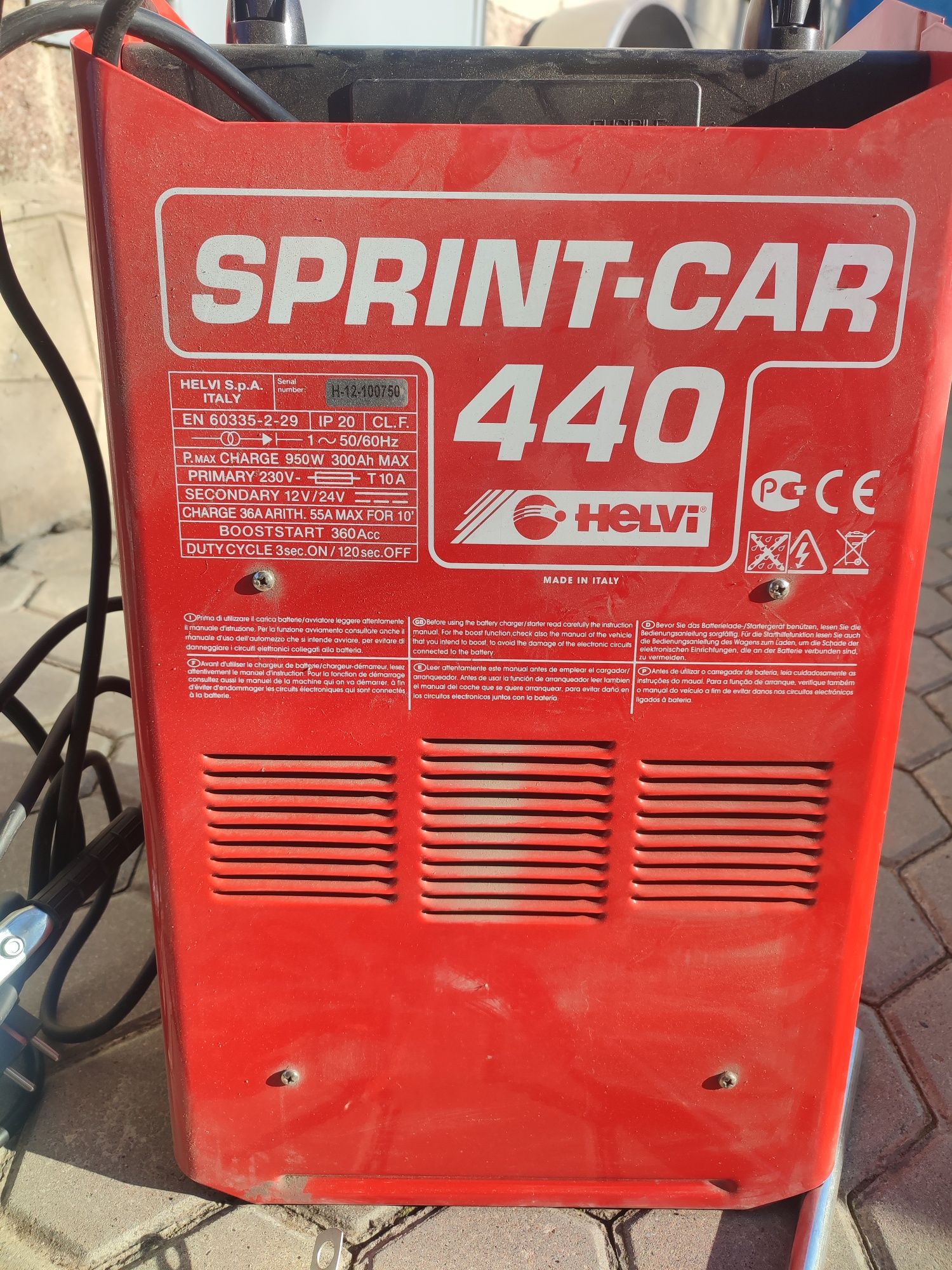 Пуско-зарядное устройство Sprint-Car 440