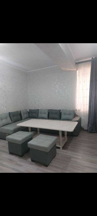 Сдаётся 2 комнатная квартира