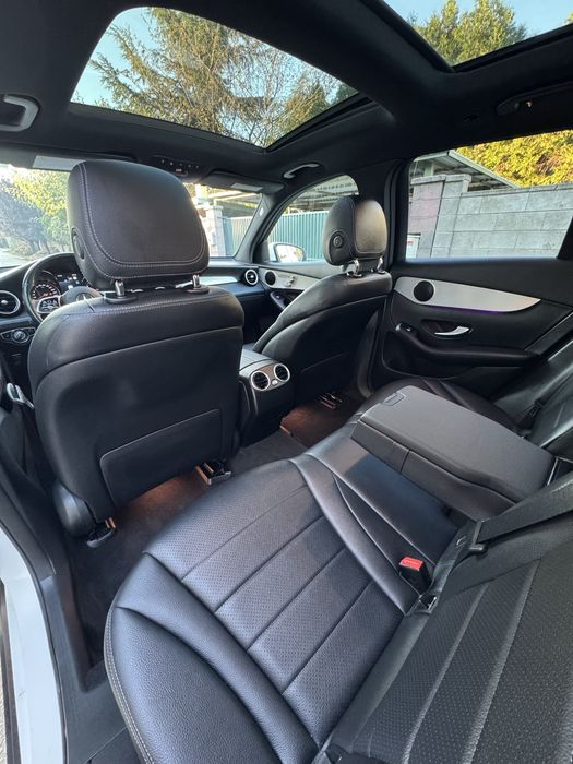 Vand Mercedes GLC300 / 4matic / 0 daune / VAMA ACHITATA / IMPECABIL
