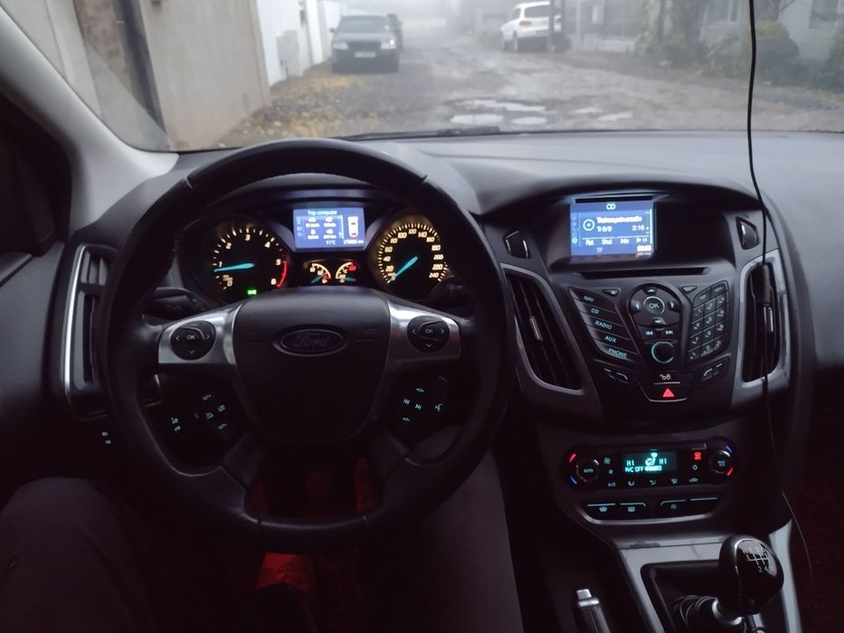 Vând auto 1.6 crdi euro 5