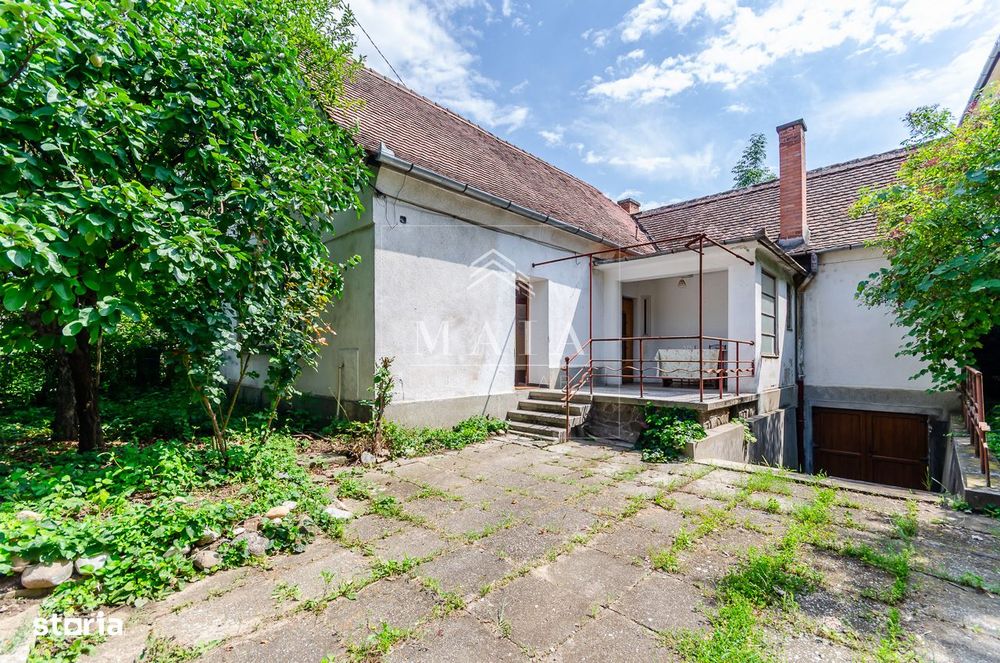 Casa singur in curte, 4 camere, partial mobilata, zona centrala-spital