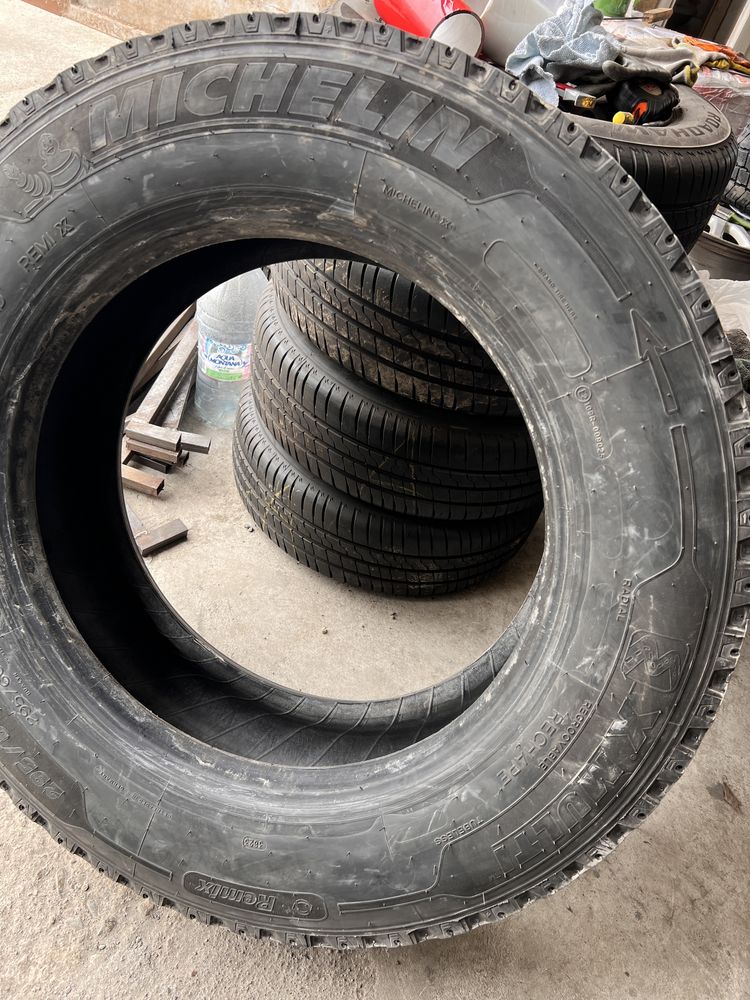 4 anvelope camion directie 295/60/22.5 , Michelin , DOT 2023 !