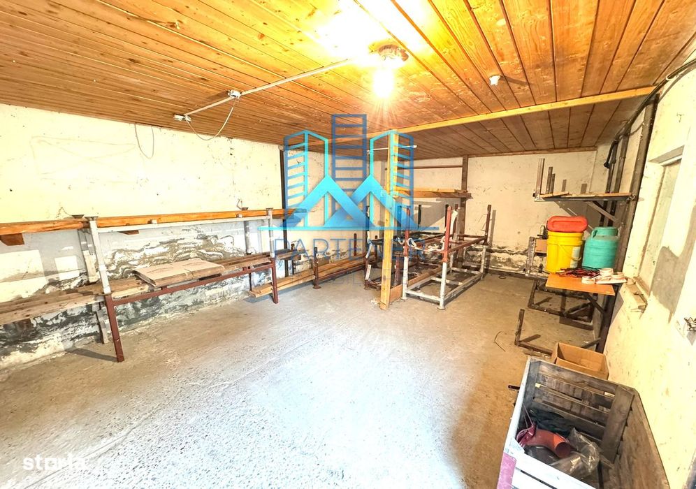 Boxa/Garaj Pacurari - Valea Lupului, 36 mp, la Europeana