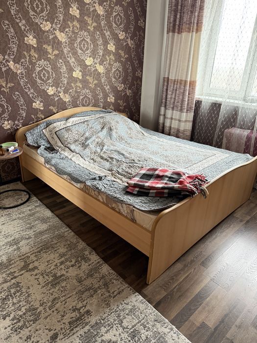 Кровать 160*200 деревянная
