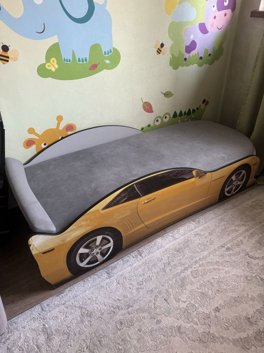 Кровать машинка детская