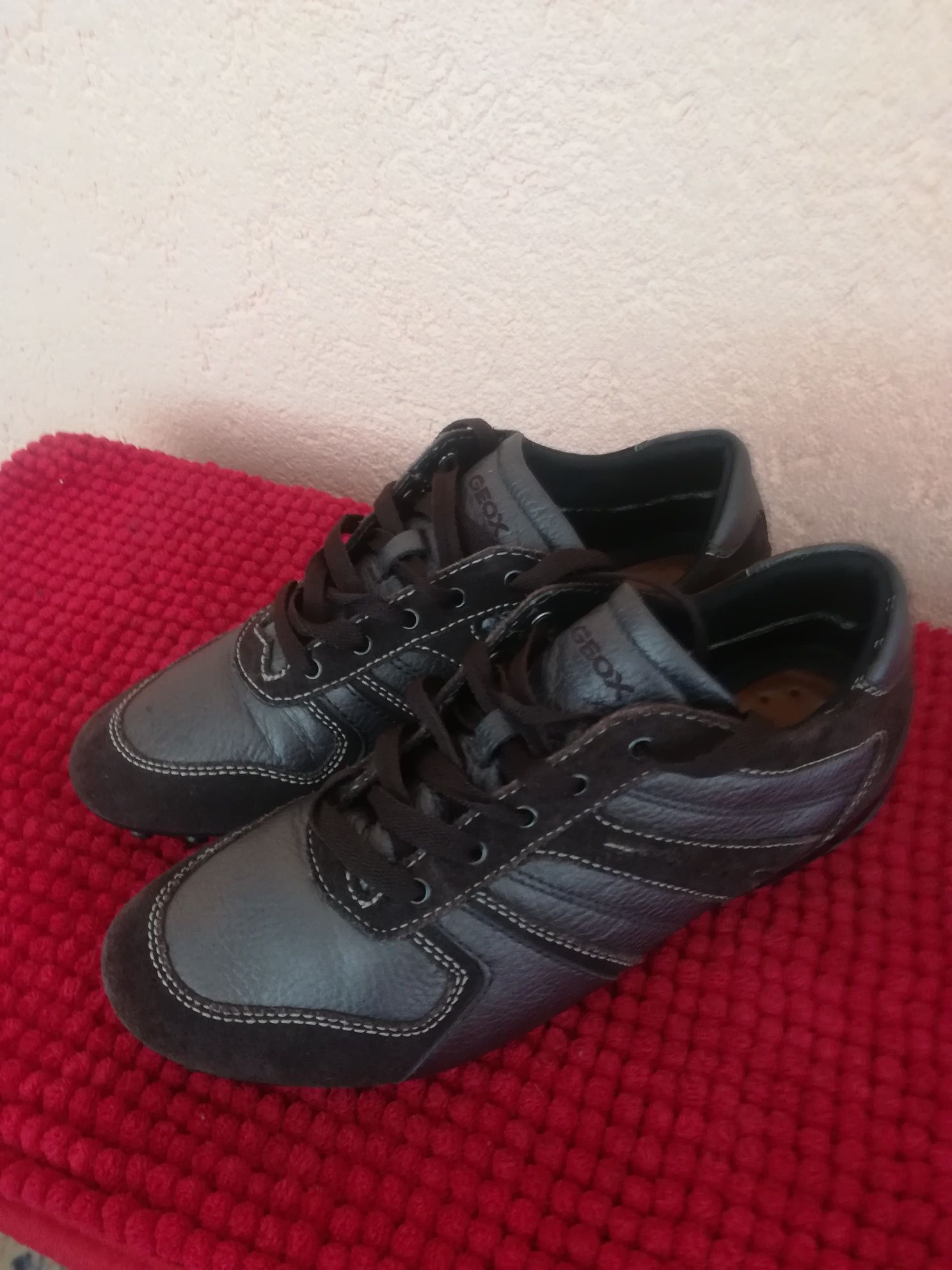 Adidași Geox nr 36 dama piele