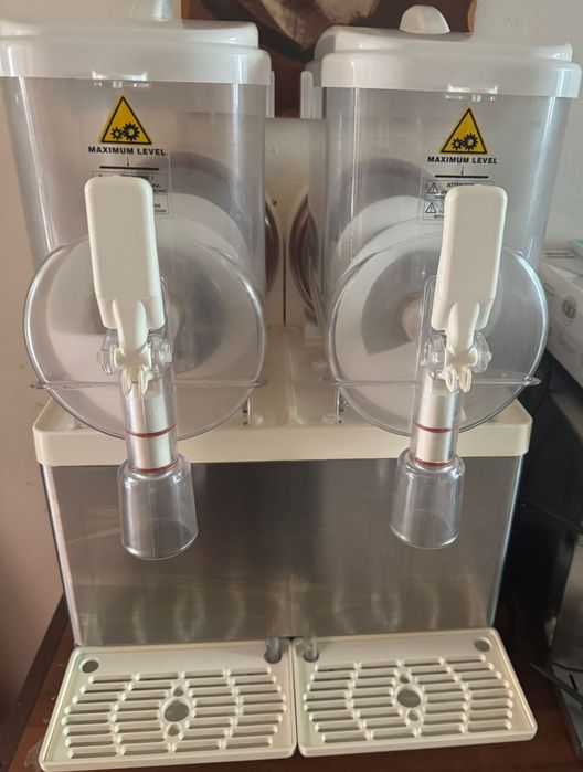 Aparat pt suc cu fulgi de gheata..frappe...PRRETURI BOMBA LUNA AUGUST