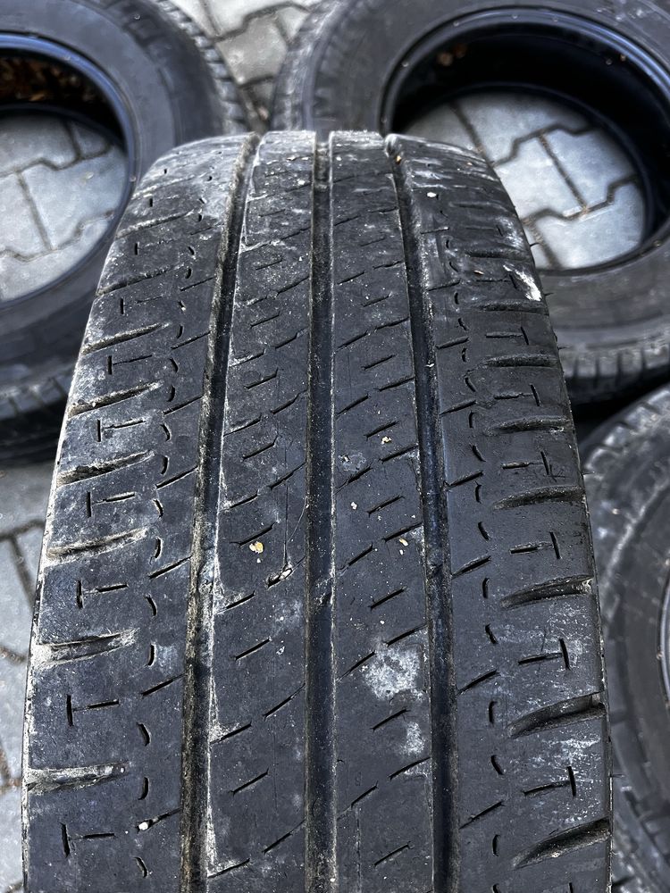 Летни бусови гуми Michelin 225/75/16