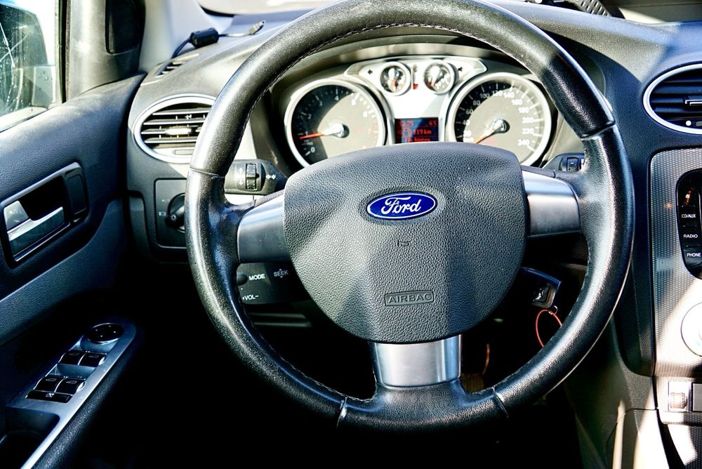 Vand Ford Focus 148.000 km, recent adus in tara, roti vara + iarna