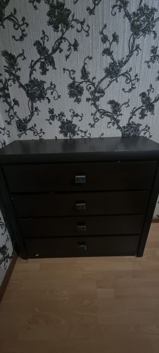 Продам Комод Шкаф