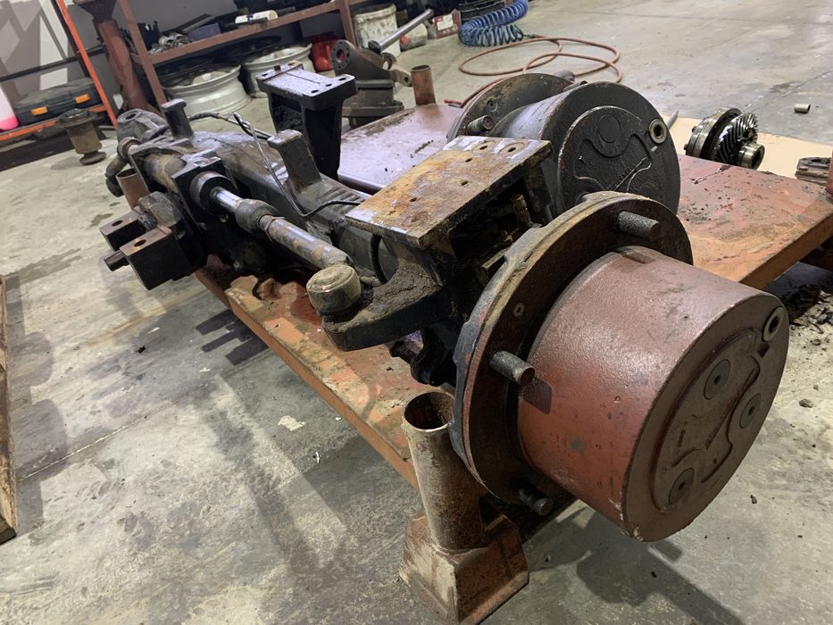 Punte,axa CARRARO Landini Legend 130 TYPE 20.25FR