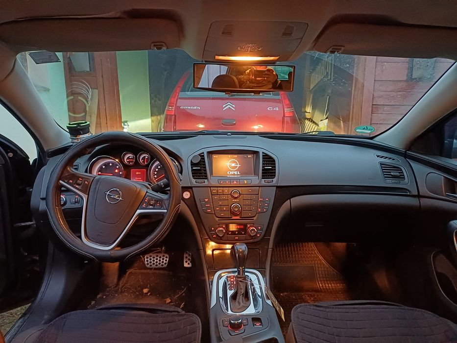 Opel Insignia automată 2009 E5
