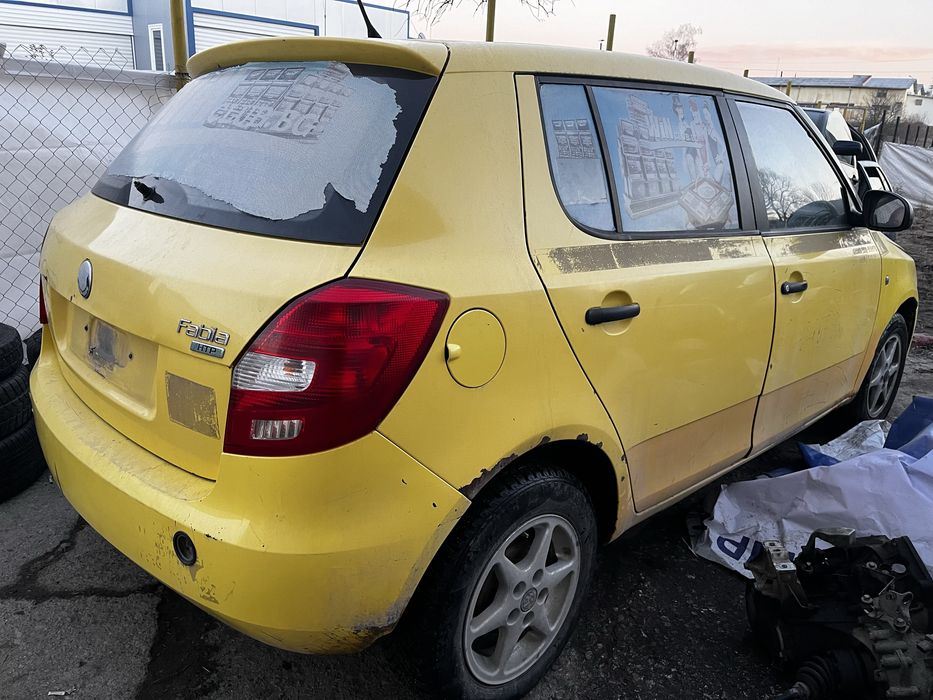 На части шкода фабия 1.2 бензин