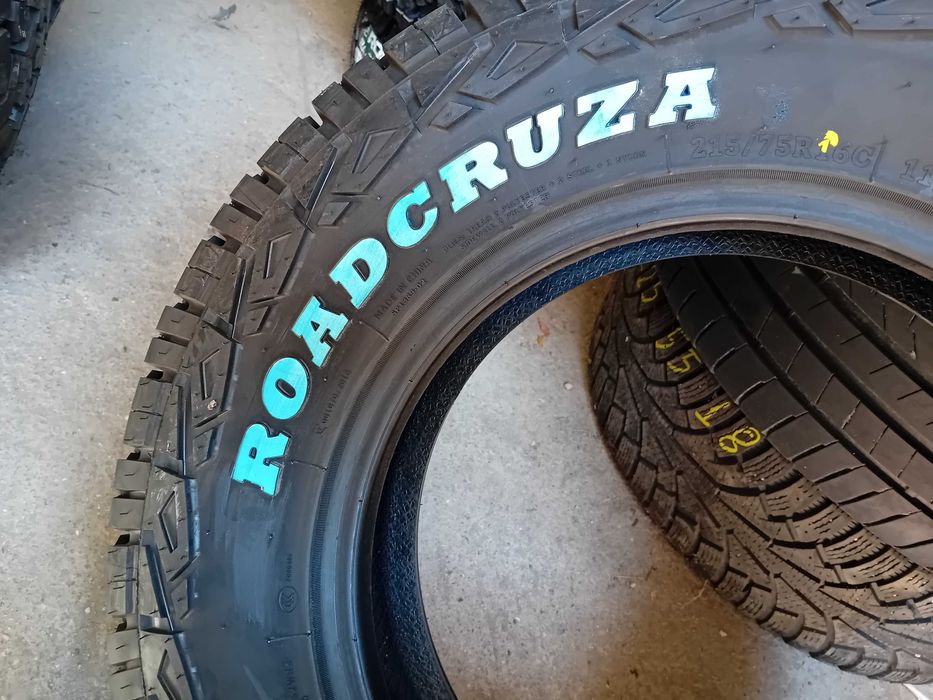 4бр.Roadcruza гуми  за кал 215 75 16С dot1024 цената е за брой!