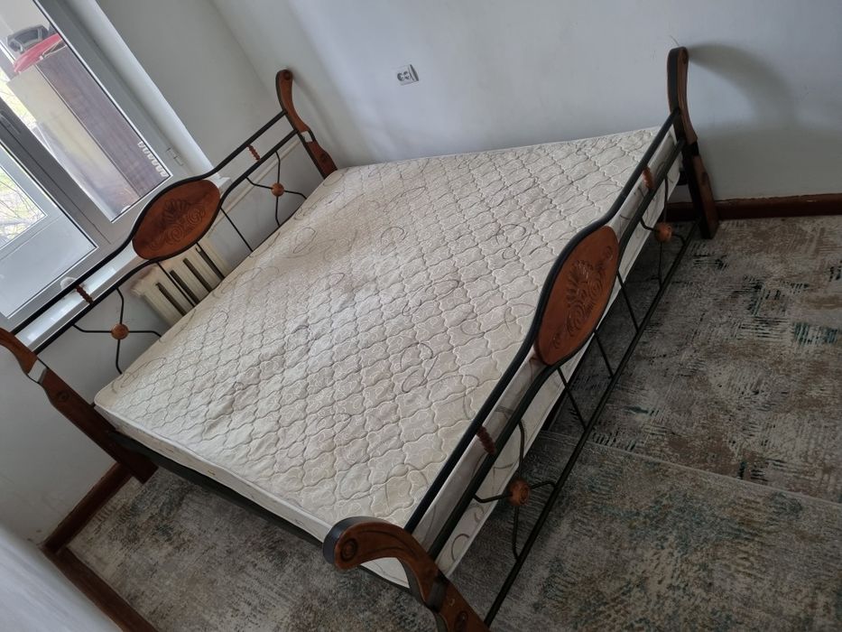 Spalniy sotiladi kovanniy