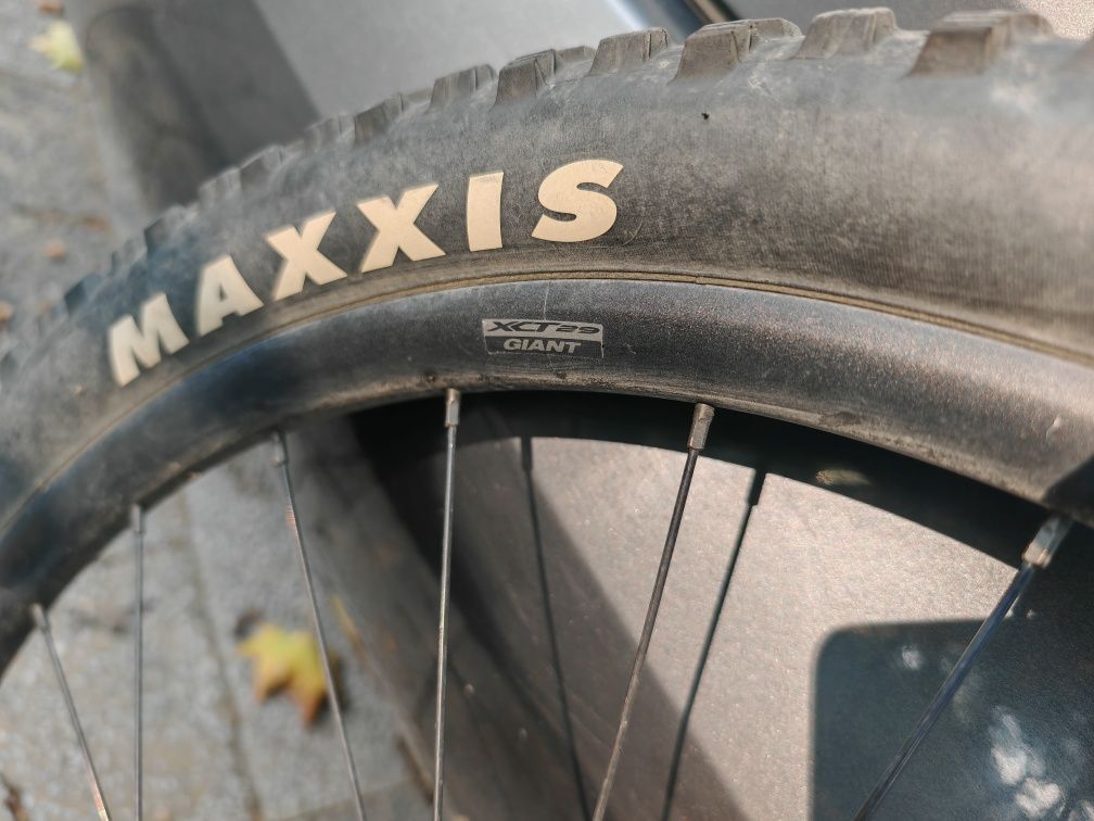Шина Giant XCT 29 цола,Tubeless ready, цял сет