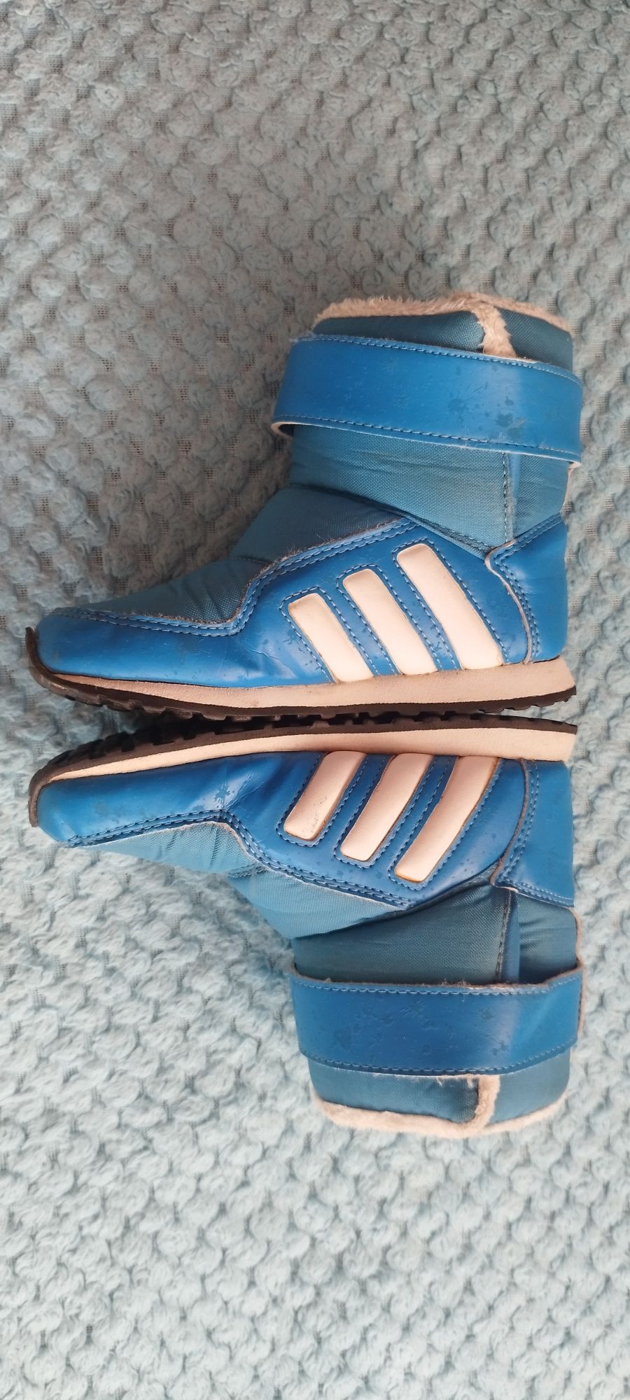 Cizme îmblănite și impermeabile unisex mărimea 25,5 Adidas cu scai