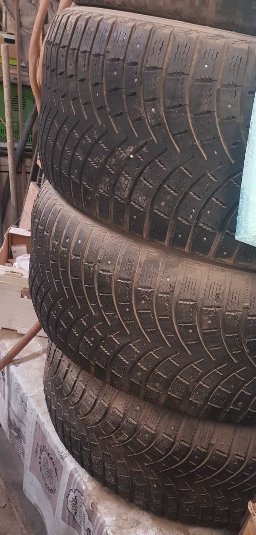 MICHELIN 285/60/18