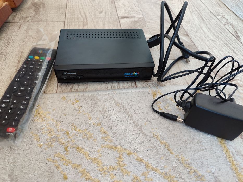 Продам тюнер OTAU TV Strong SRT 7521 (HD)