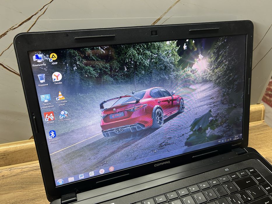 Ноутбук HP Compaq в хорошем состоянии