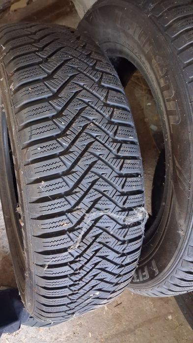 Anvelope iarna 195 si 185/65/15 225x65x16