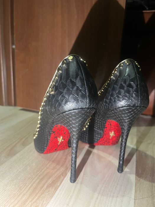 Pantofi Cessare Paciotti