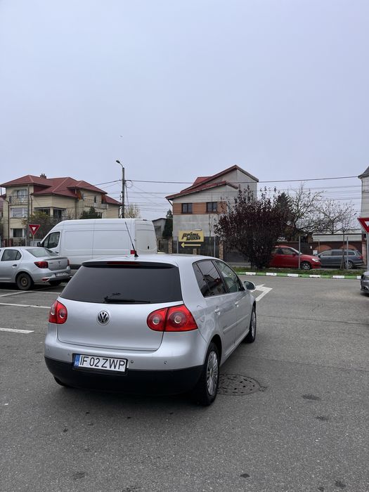 W Golf din 2009 motor 1.6 benzina km 220000 reali