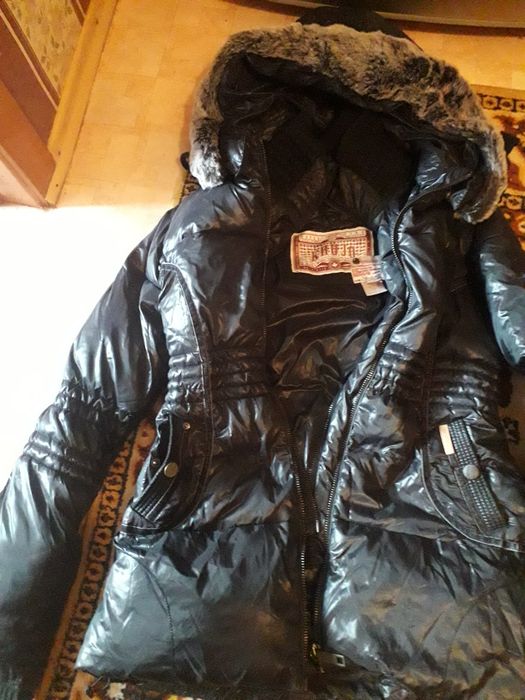 Новая теплая удлиненная куртка зимняя