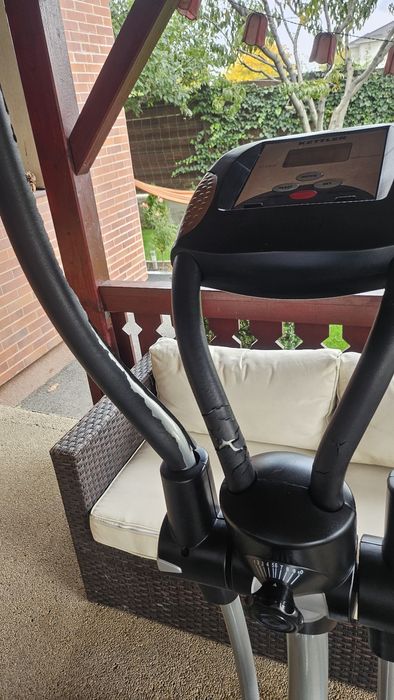 Bicicleta eliptica stepper Kettler Verso f putin folosita