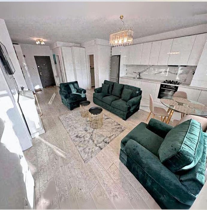 Închiriez apartament ultracentral, complet mobilat și utilat