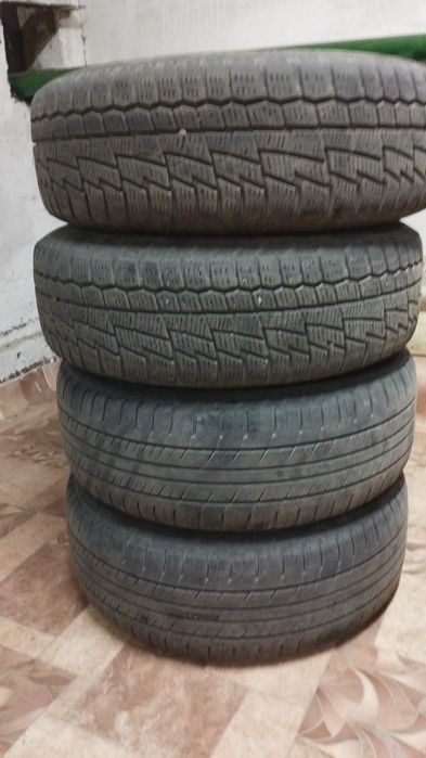 Продам титановые диски с резиной