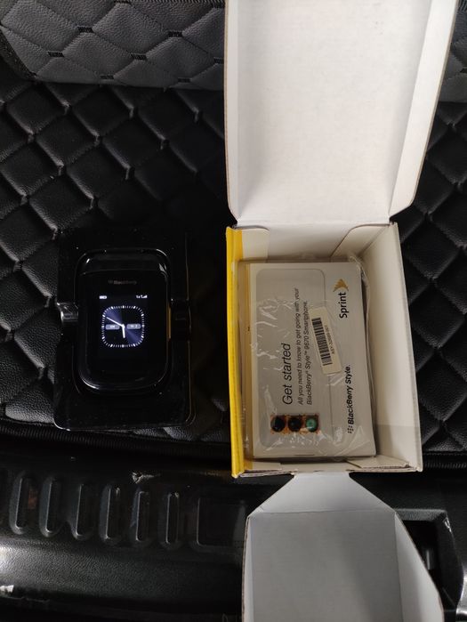 Blackberry sotiladi