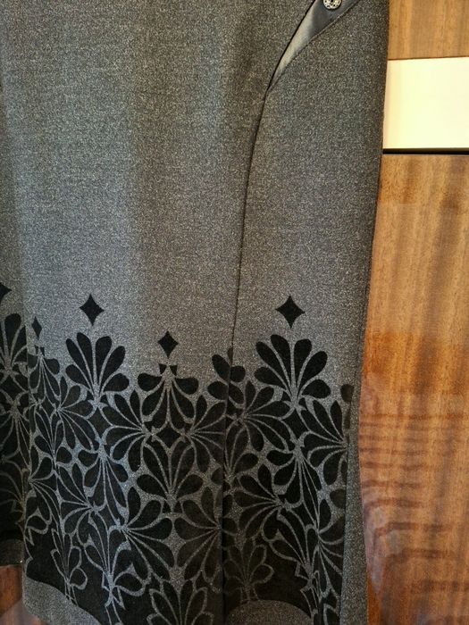 Продавам елегантна зимно/есенна пола