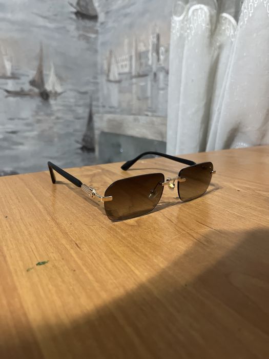 Koz oynak sotiladi solncezashitniy